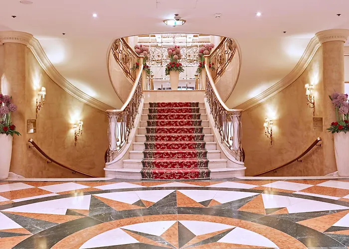 Eurostars Grand