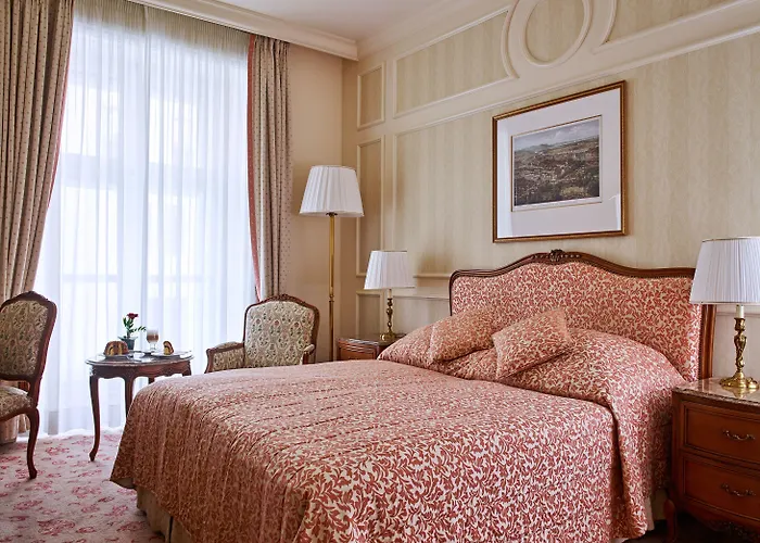 Hotel Eurostars Grand 5*