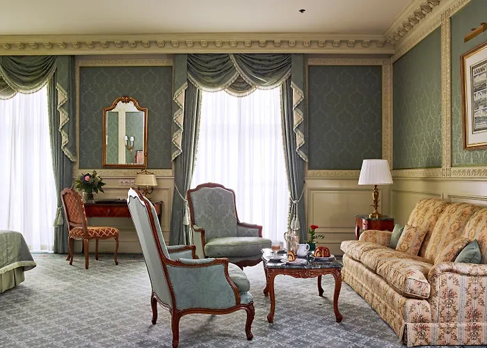 Eurostars Grand Hotel