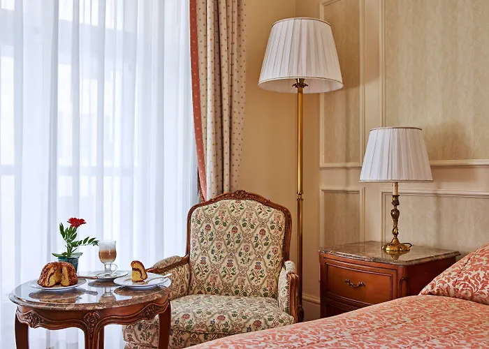 Eurostars Grand Hotel