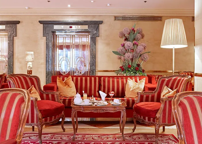 Eurostars Grand Hotel 5*