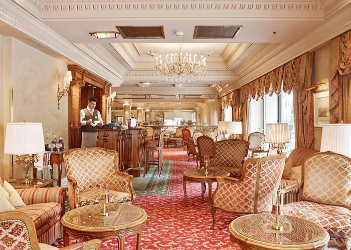 Eurostars Grand Hotel 5*