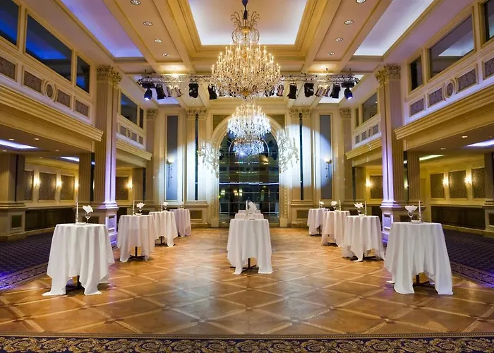 Eurostars Grand