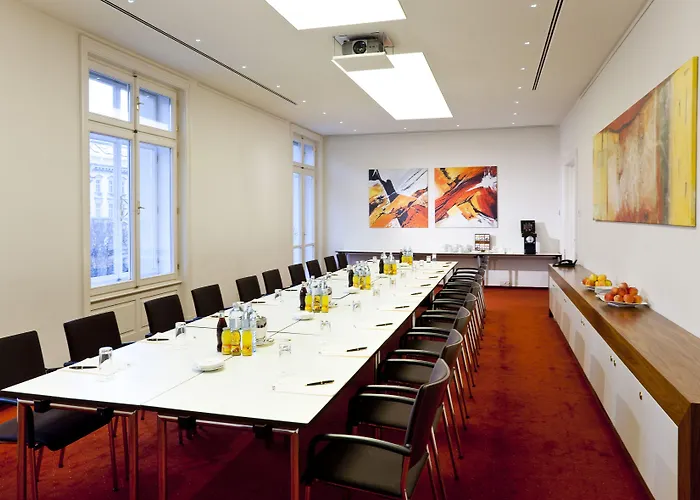 Hotel Eurostars Grand 5*