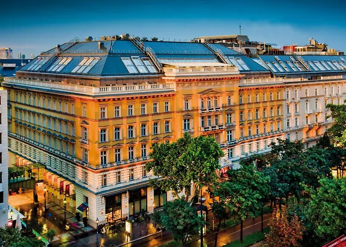 Hotel Eurostars Grand 5*