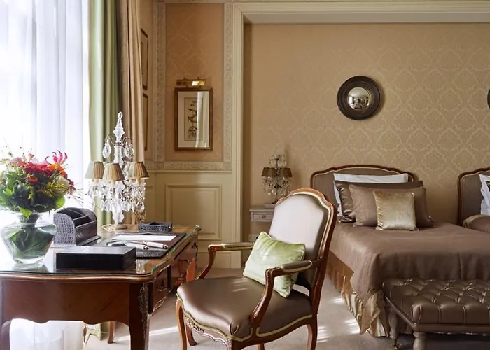 Hotel Eurostars Grand 5*