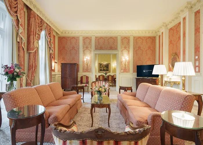 Hotel Eurostars Grand 5*