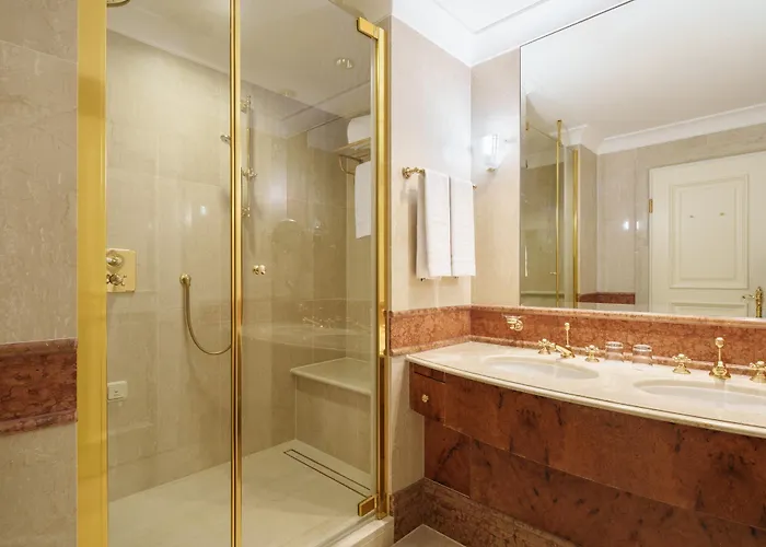 Eurostars Grand Hotel