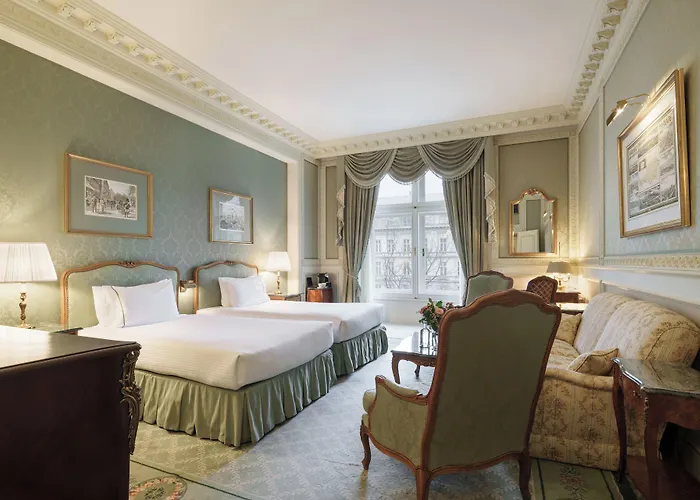 Eurostars Grand